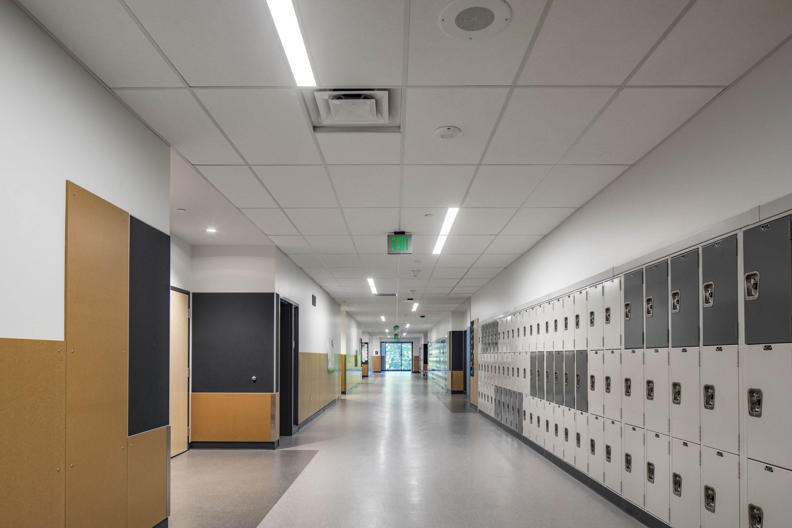 middle school grds hallway